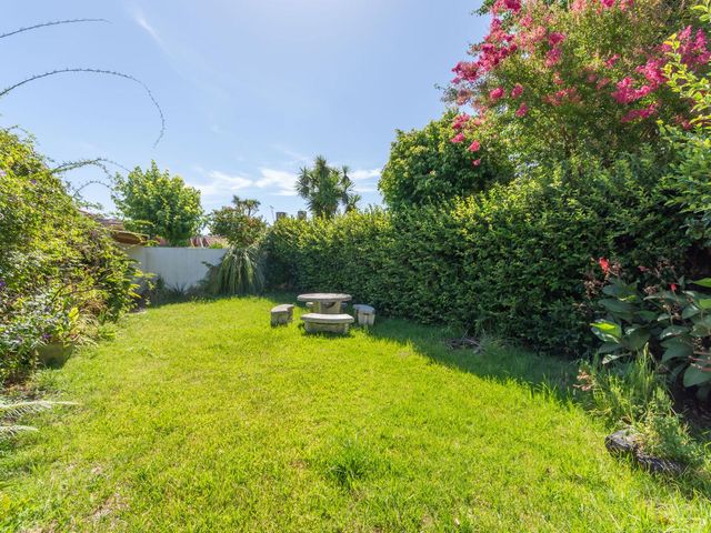 place photo 47