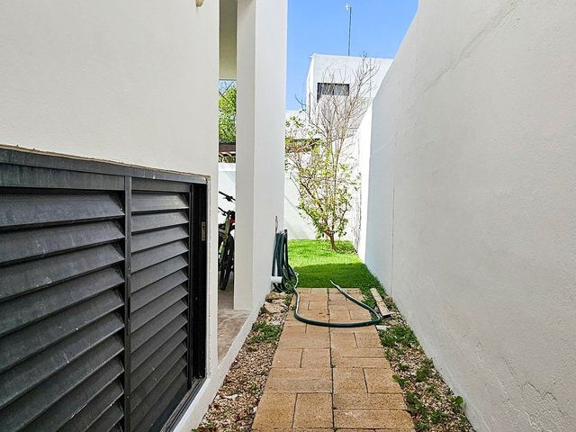 place photo 34