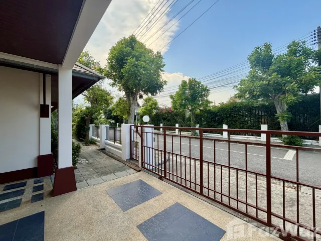 place photo 39