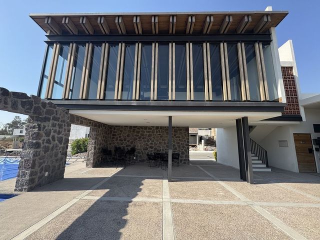 place photo 43