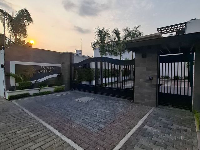 place photo 47