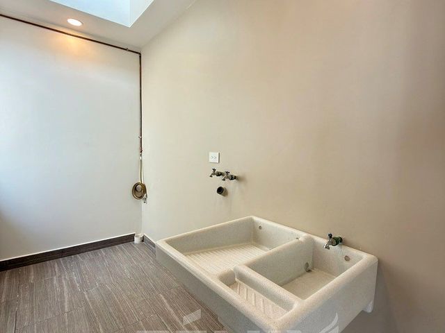 place photo 44