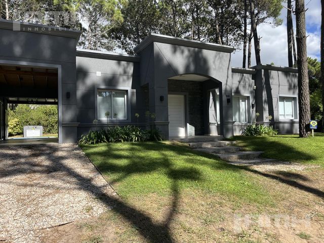 place photo 49