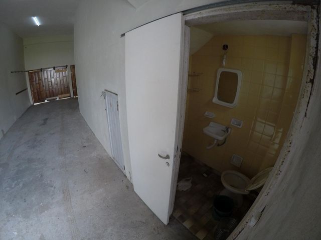 place photo 130
