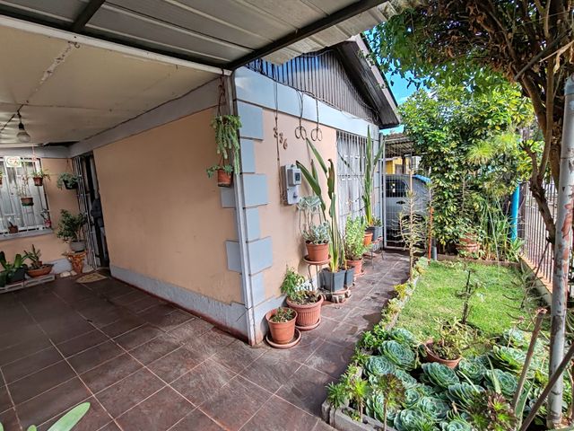 place photo 25