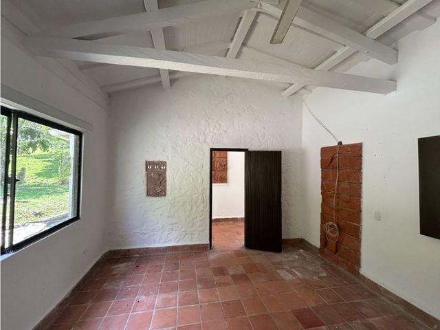 place photo 70