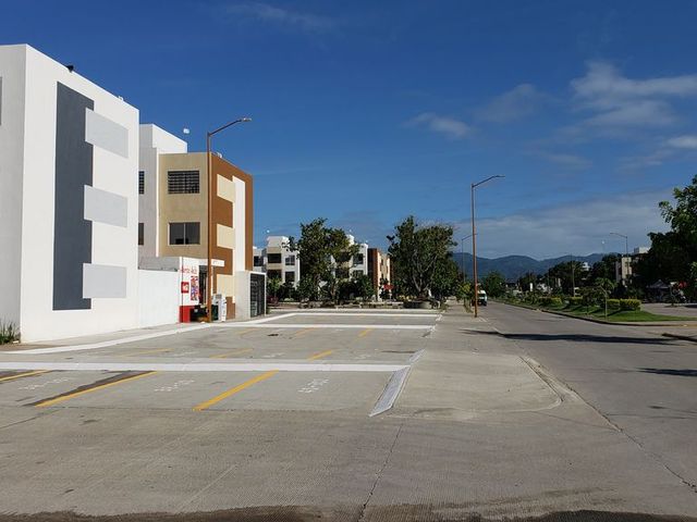 place photo 15