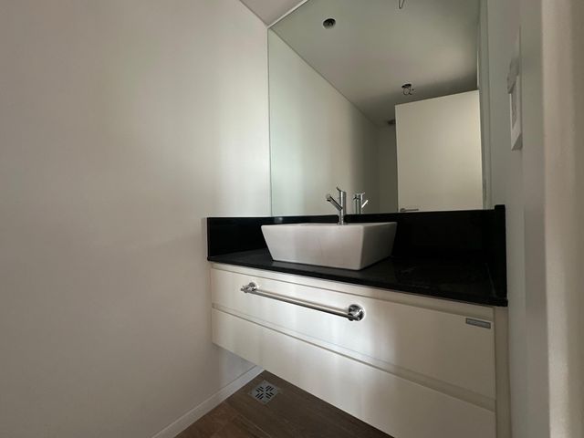 place photo 52
