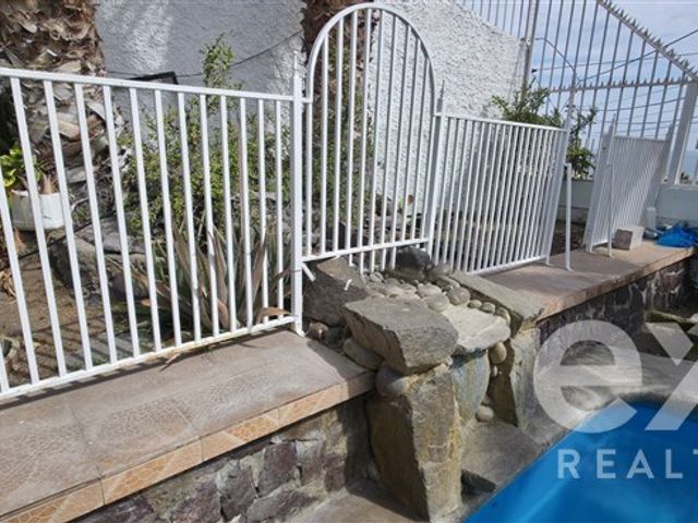 place photo 98