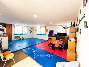 place photo 30