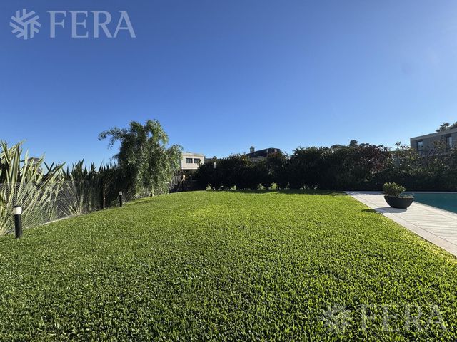 place photo 52