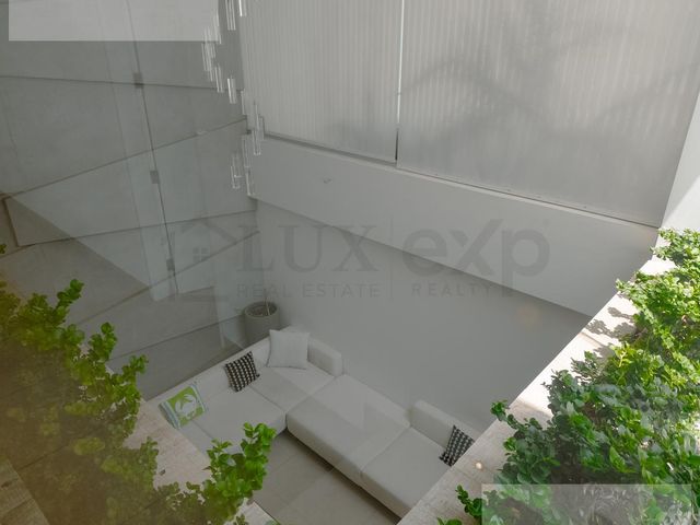 place photo 50