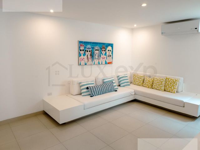 place photo 75