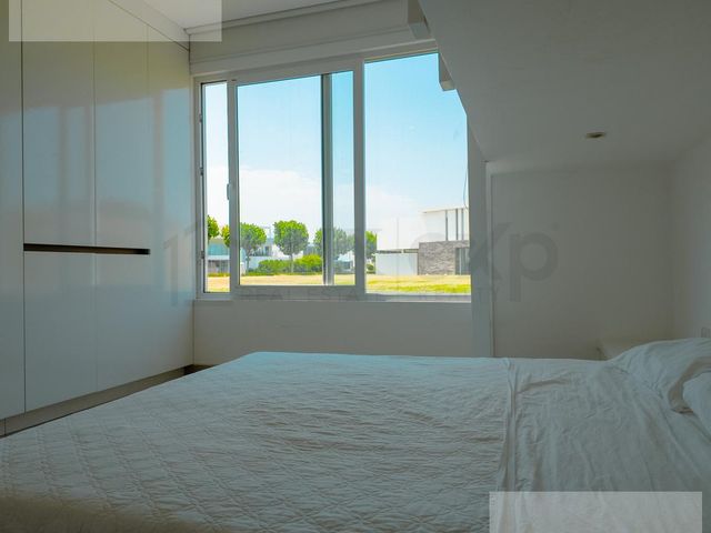 place photo 69