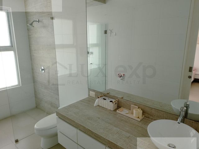 place photo 63