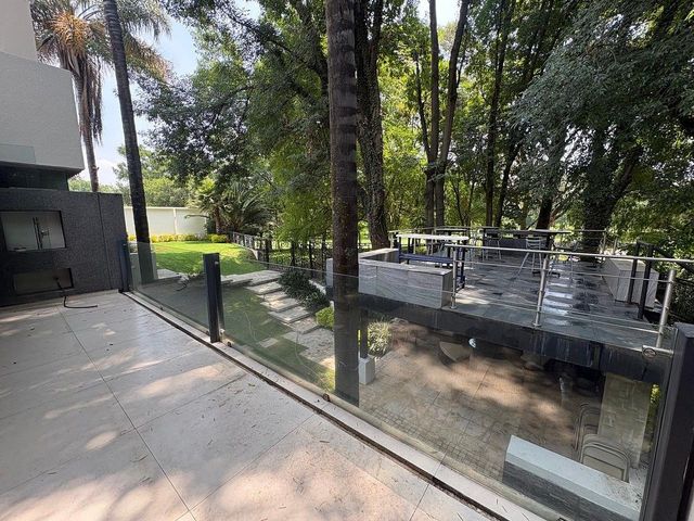 place photo 47
