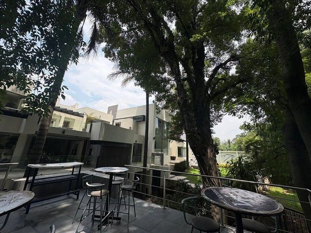 place photo 44