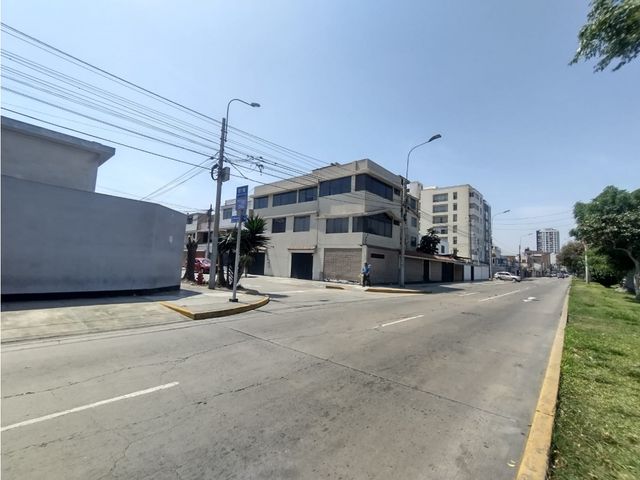 place photo 24