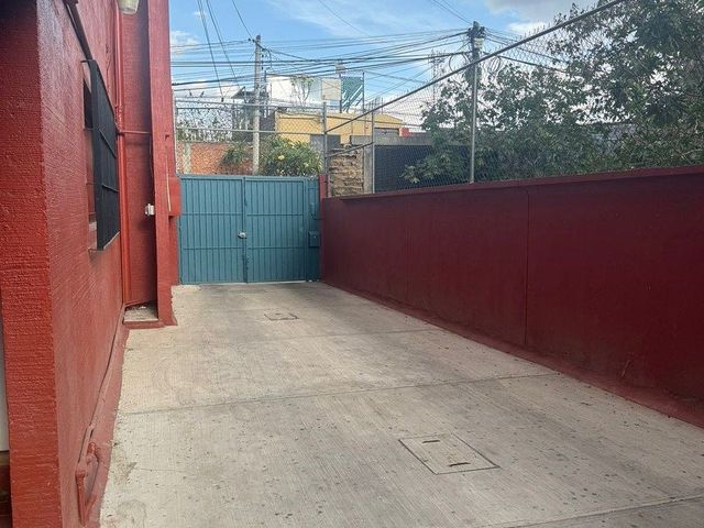 place photo 13