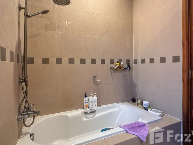 place photo 60