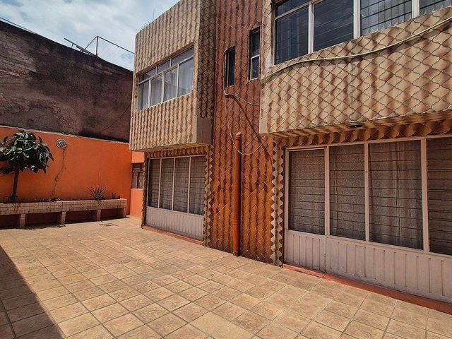 place photo 18