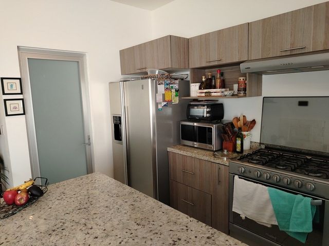place photo 32