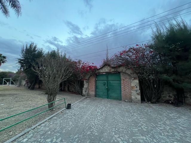 place photo 24