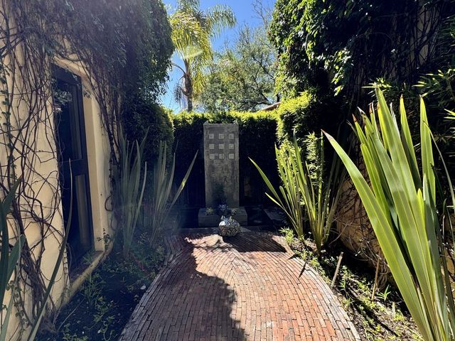 place photo 36