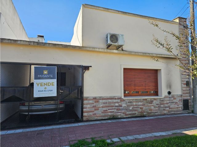 CASA EN VENTA