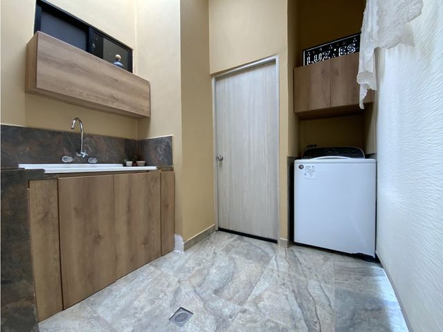 place photo 47