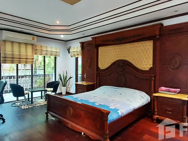 place photo 55