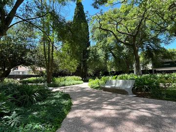 place photo 52