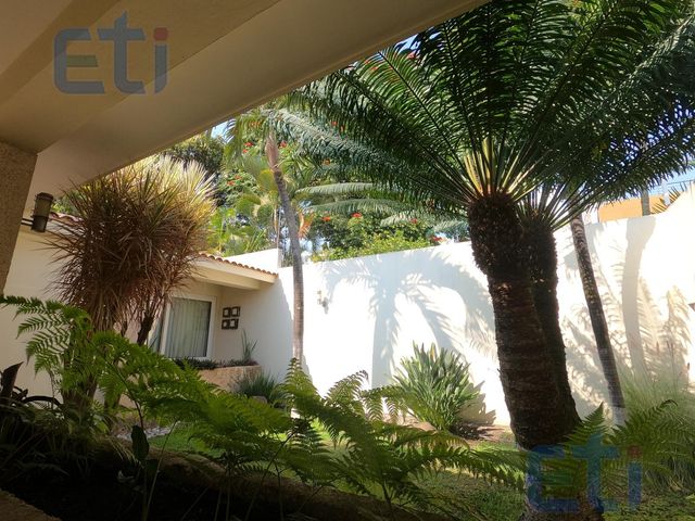 place photo 55