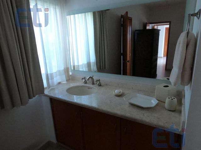 place photo 45