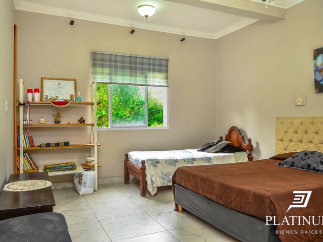 place photo 54