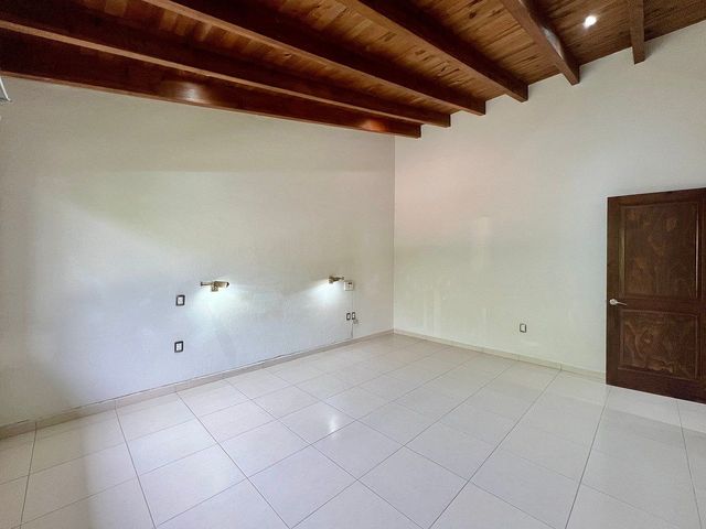 place photo 48