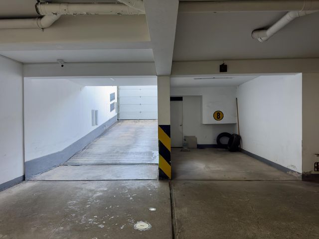 place photo 75