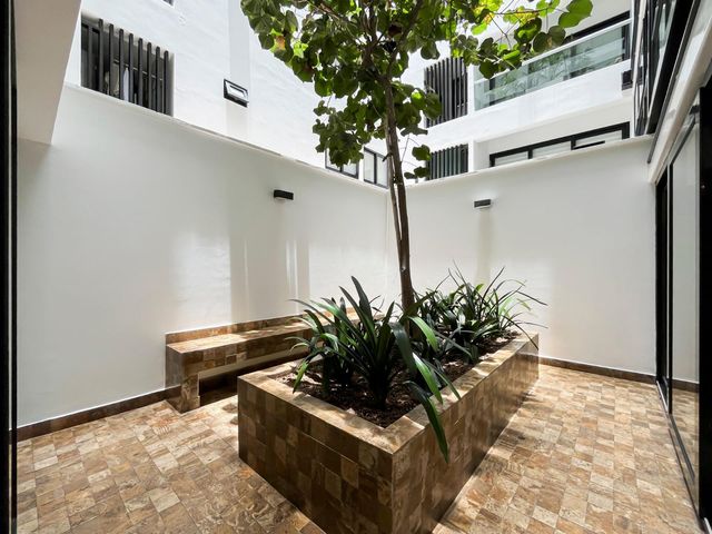 place photo 39