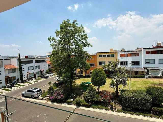 place photo 38