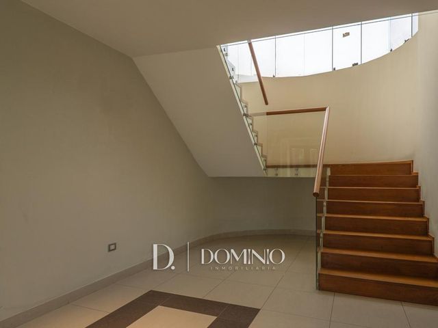 place photo 55