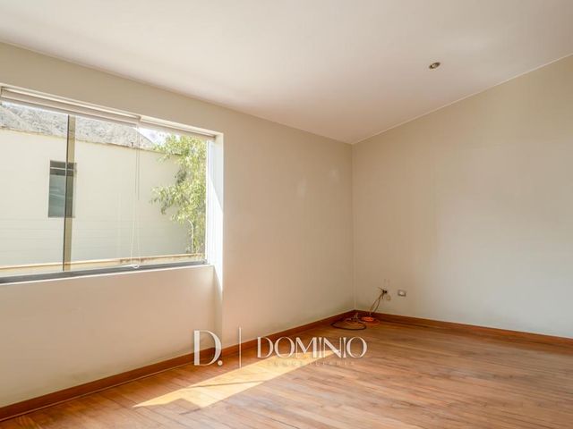 place photo 49