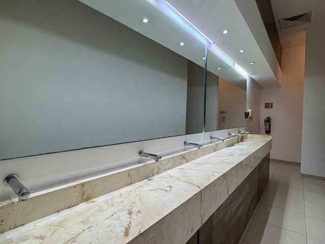place photo 46