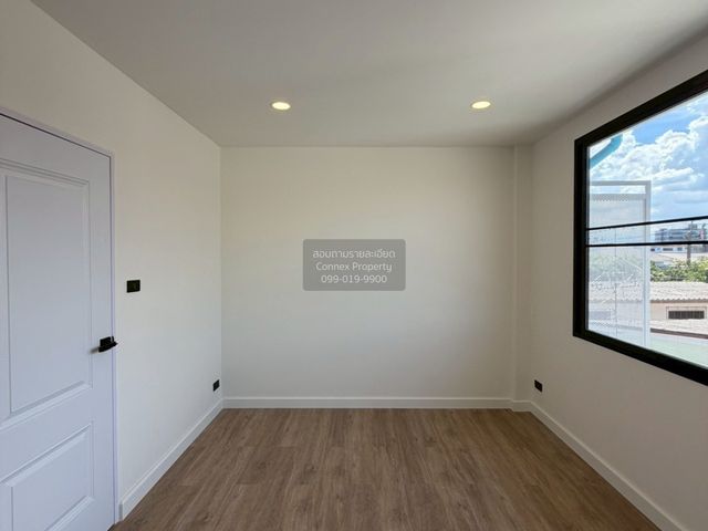 place photo 63