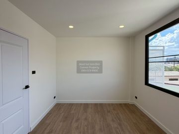 place photo 63
