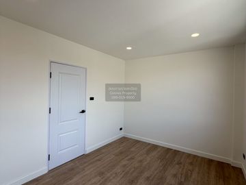 place photo 62