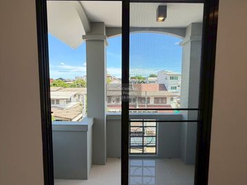 place photo 78