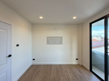 place photo 76