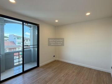 place photo 71