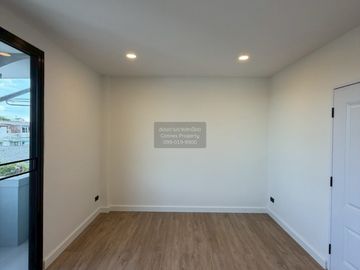place photo 72