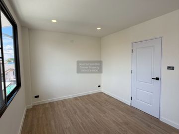 place photo 60